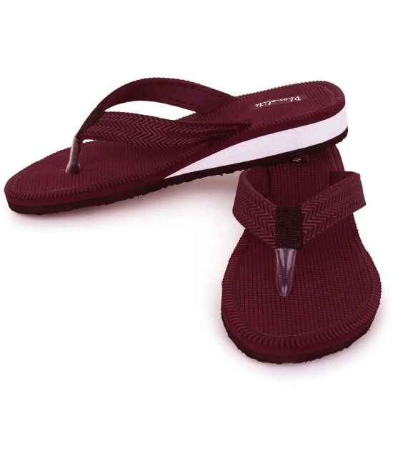 Phonolite Maroon Womens Slipper - None