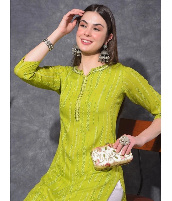 Mamoose Cotton Blend Printed Straight Womens Kurti - Green ( Pack of 1 ) - None