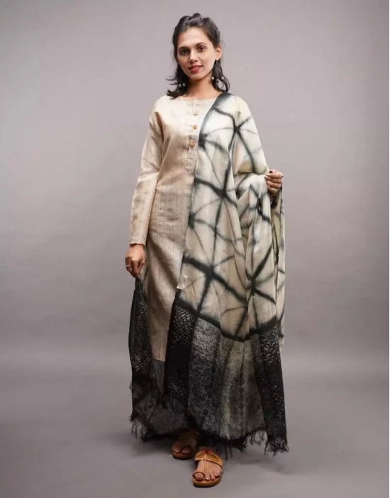 Tisser Kosa (Tussar) Silk Dupatta With Shibori