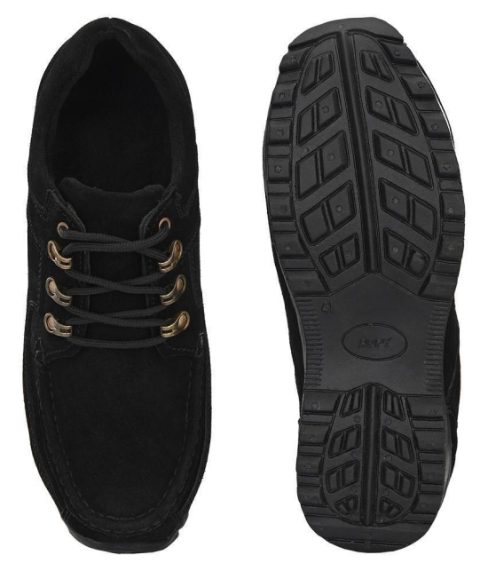 Bucik Sneakers Black Casual Shoes - None