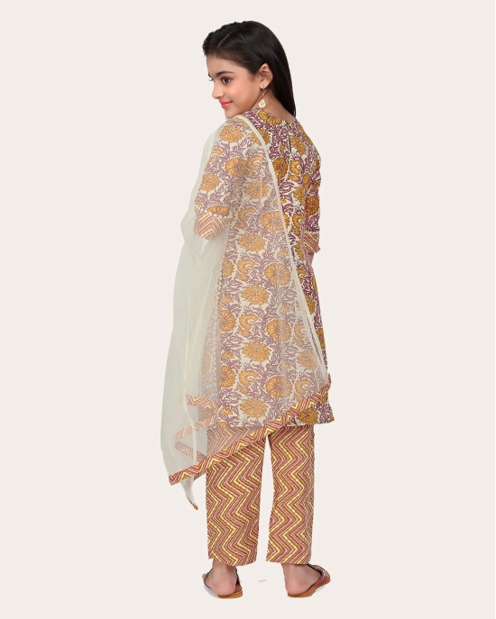 Kids Girls Embrodeary Cotton Printed Fullstiched Nayara Cut Kurtis with Bottom Dupatta set, Kid dresses-Yellow / 4 - 5 Years