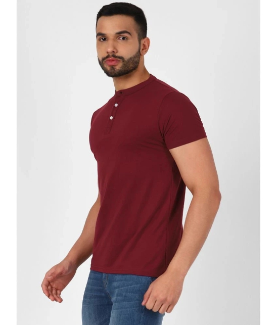 UrbanMark Men Regular Fit Half Sleeves Henley Solid T Shirt - Maroon - None