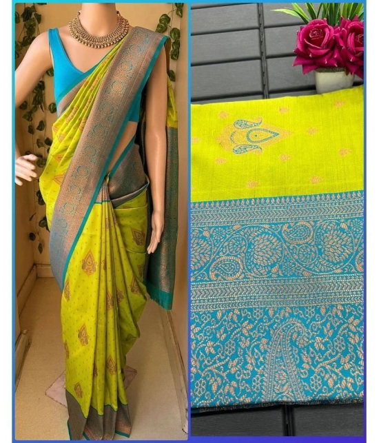 Apnisha Banarasi Silk Solid Saree With Blouse Piece - Green ( Pack of 1 ) - Green