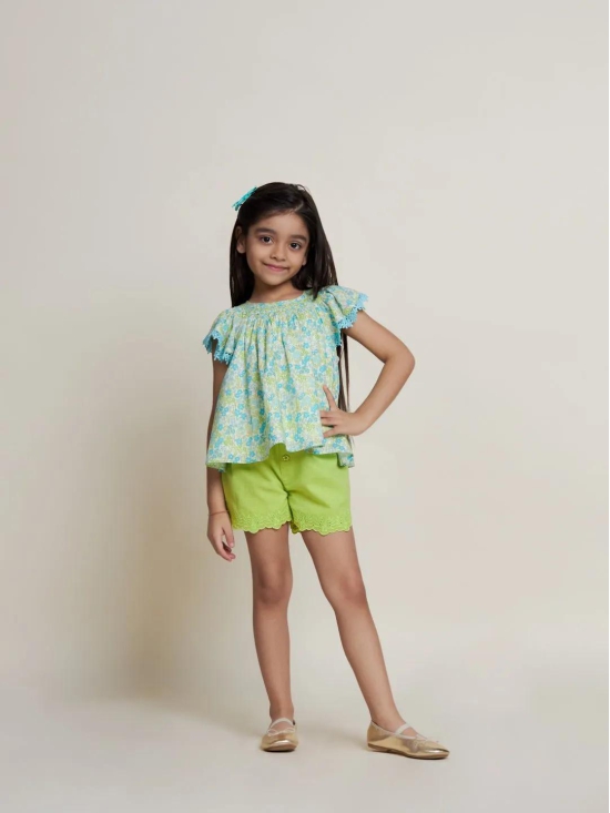 Sini Embroided Cotton Cambric Girls Shorts - Green-4-5Y