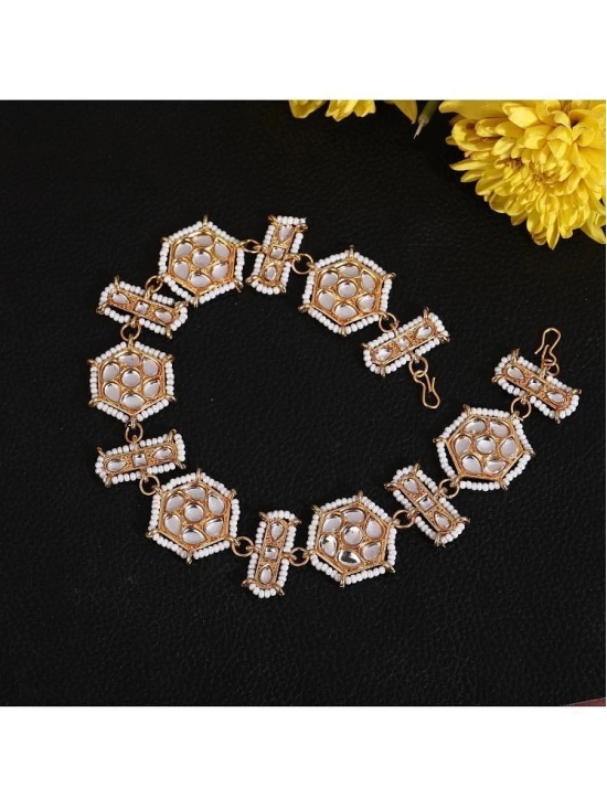 Bhagya Lakshmi Rose Gold Maang Tikka ( Pack of 1 ) - Rose Gold