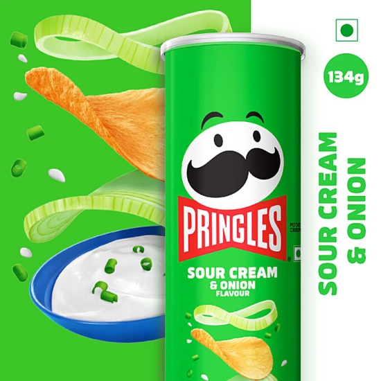 Pringles Potato Chips - Sour Cream & Onion Flavour, Crunchy & Crispy, 134 G Can