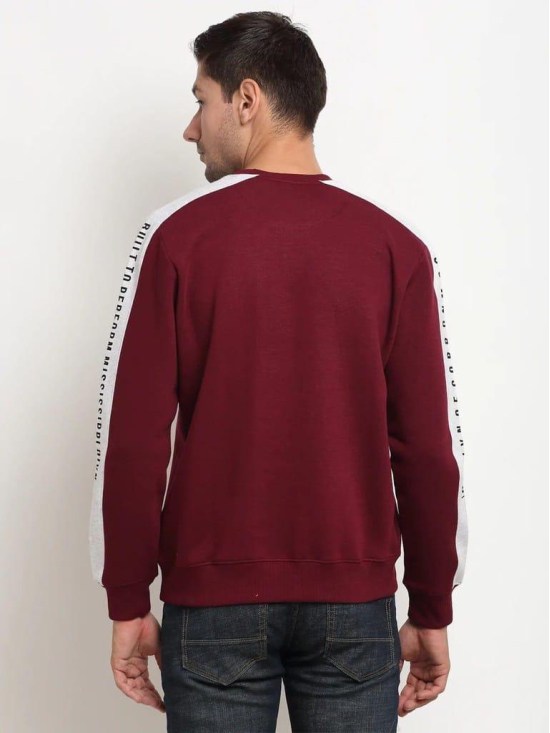 Rodamo  Men Maroon Printed Sweatshirt