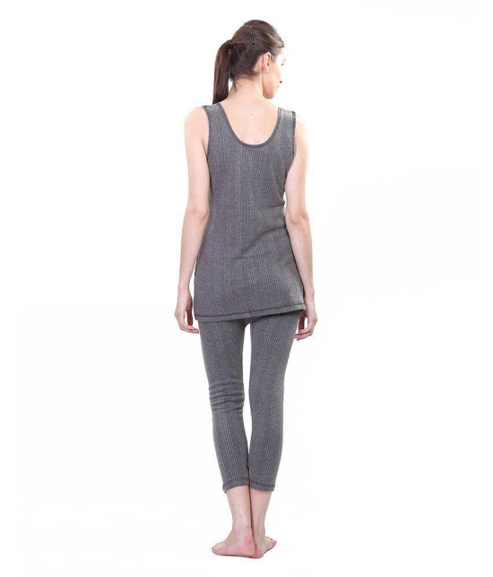 Vimal Jonney Winter King Grey Thermal Top & Bottom Set For Women - None