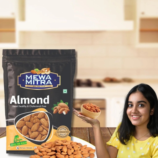 Mewa Mitra Premium California Jumbo Almonds Natural Raw Badam Rich in Fiber and Protein Nutritious and Delicious Crunchy Badam Giri - (250 Gram Pack of 4)