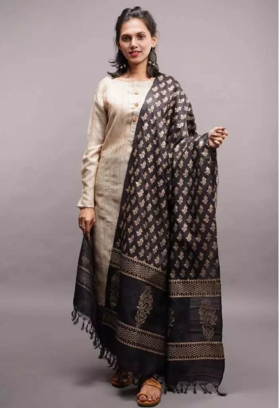 Tisser Kosa (Tussar) Silk Dupatta With Hand BlockPrint