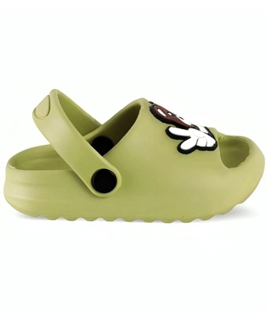 FASMANIA - Green Boys Clogs ( 1 Pair ) - None