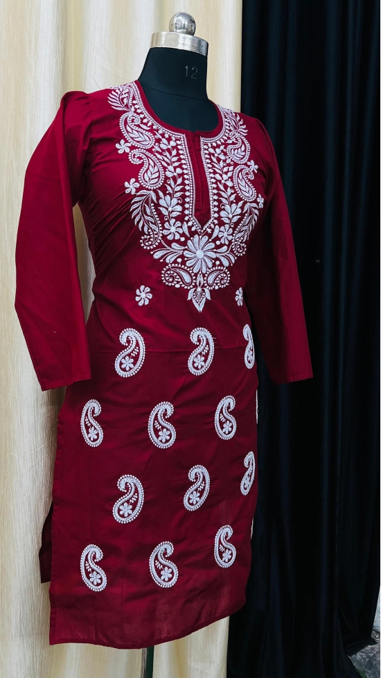 WOMEN KURTI-42 / MAROON / STRAIGHT KURTI