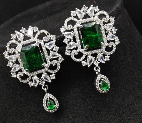 Green Colour American Diamond Necklace Set With Ear Rings