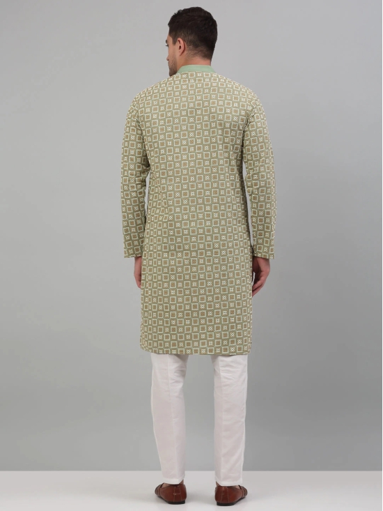 Men's Green Embroidered Kurta with Pyjama.-S / Green