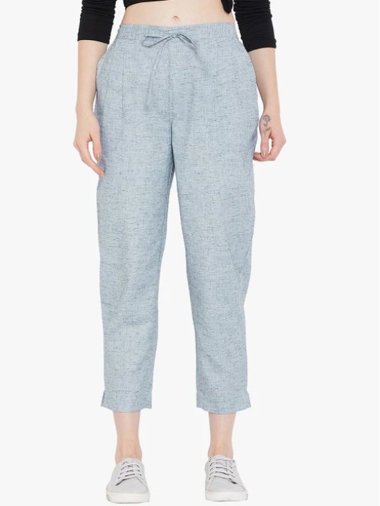 Women Relaxed Regular Fit Peg Trouser