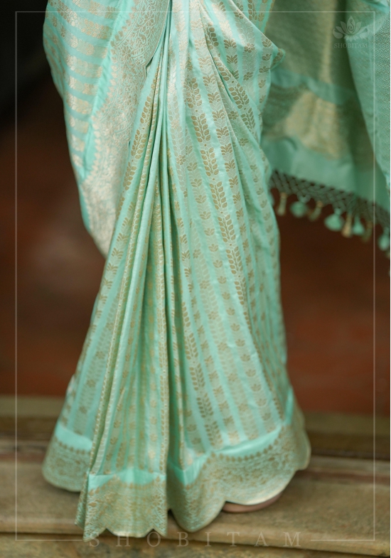 Unique Scalloped Borders Pure Brocade Banarasi Katan Silk Saree in Pastel Sea Green | SILK MARK CERTIFIED