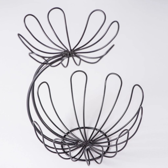 Cache tiered floral wire basket in Black Color