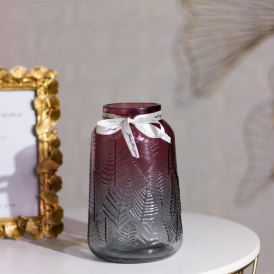 Leaves Embossed Gradient Glass Vase-Sheer Glass