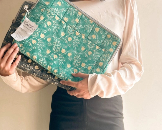 Sustainable Handmade Cotton Laptop Sleeve/Laptop Cover by Ekatra - Teal Floral