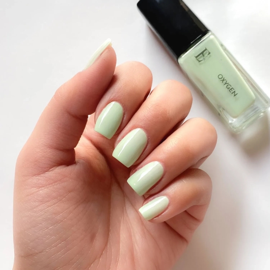 OXYGEN NAIL POLISH