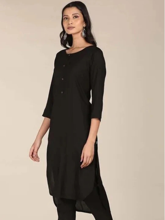 Round Neck Three-Quarter Sleeves Kurta