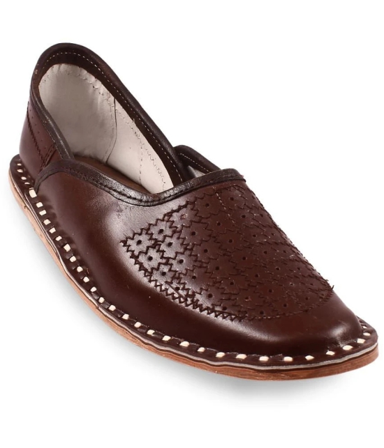 Apratim Brown Mens Jutti - None