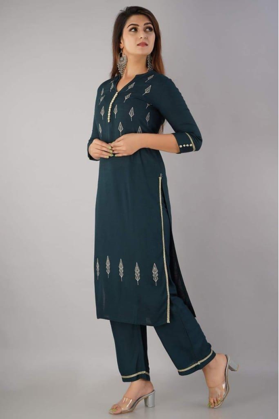 JAIPURETHNICWEAVES Women's Rayon Slub Embroidered Straight Kurta & Palazzo Set