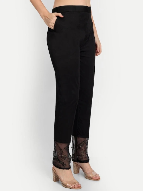 Women Black Solid Regular Fit Trouser