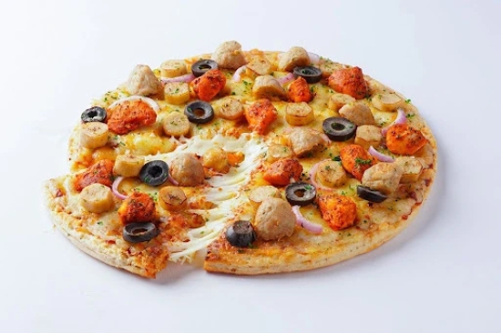 Chicken Maximus Medium Pizza (Serves 2)