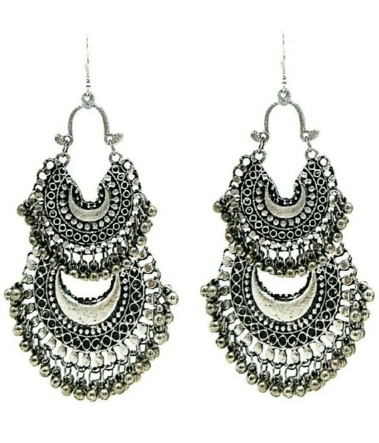 Samridhi DC Silver Chandbalis Earrings ( Pack of 1 ) - Silver