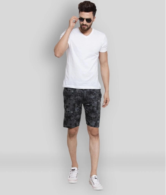 Uzarus Multi Shorts - None