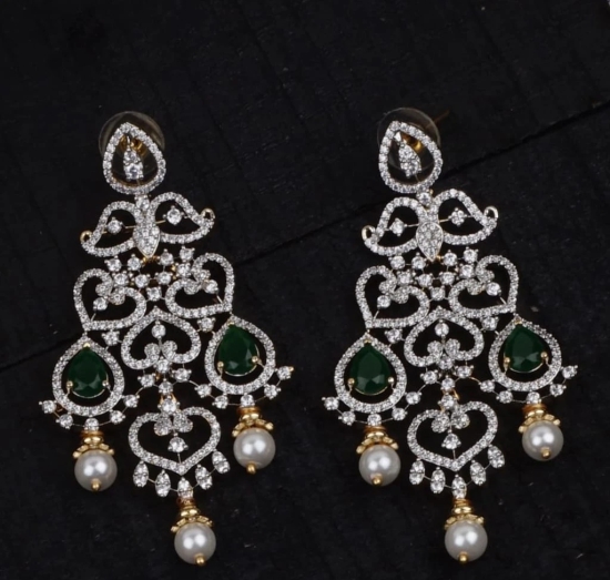  Stunning American Diamond and Emerald Necklace Set in Silver