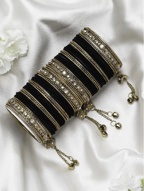 Zeneme Black Bangle Set ( Pack of 1 ) - None