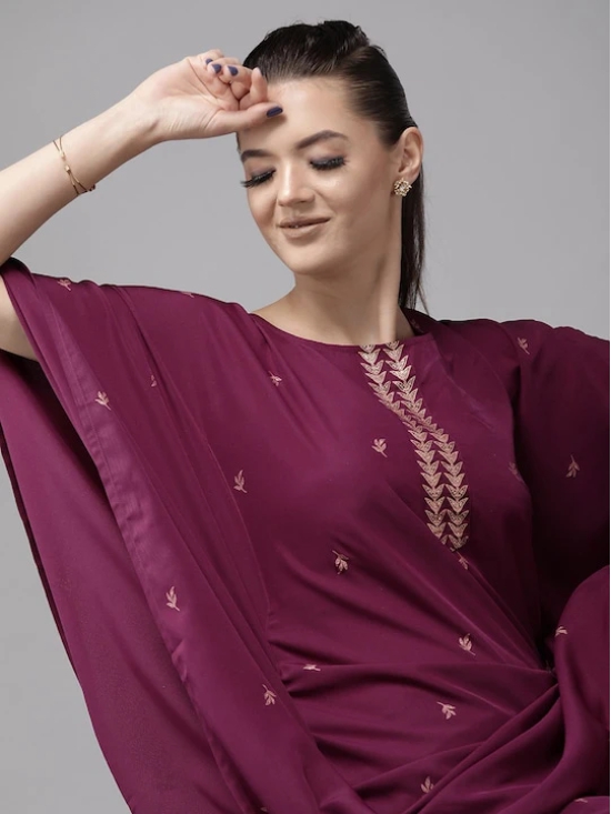 Women Burgundy & Golden Printed Kurta with Palazzos