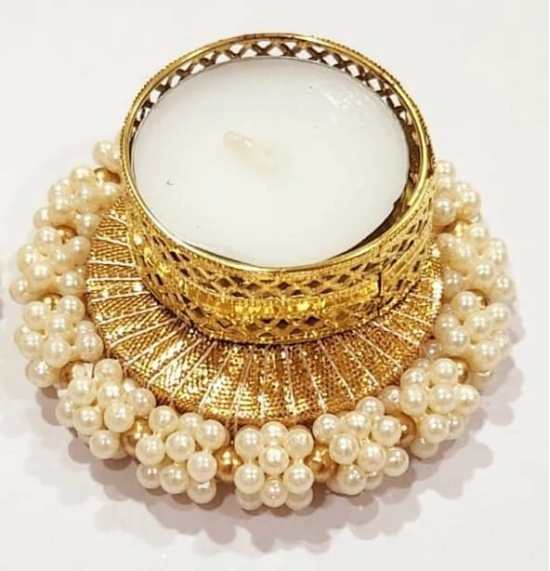 Elegant Pearl and Gold Tealight Candle Holder Set