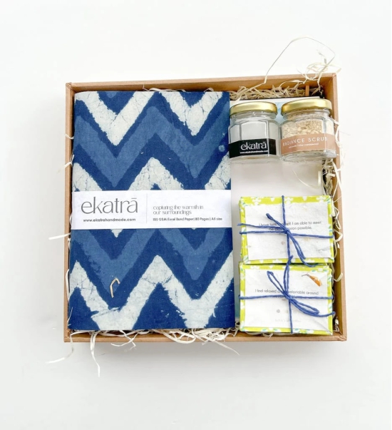 Ekatra Self care box : Elevate Your Well-Being with our Thoughtfully Curated Collection | Sustainable | Eco friendly | 10 Products