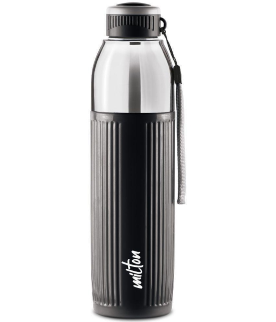 Milton Kool Glossy 900 Insulated Inner Pet Water Bottle, 1 Piece, 680 ml, Black | Easy To Carry | Leak Proof | School | Office | Gym | Hiking | Treking | Travel Bottle - Black