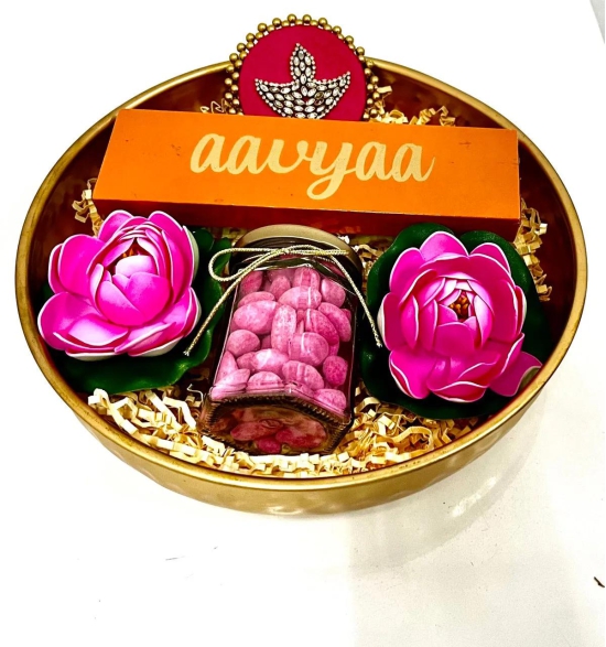 Aavyaa Urli Hamper