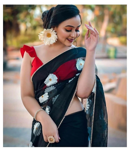 Gazal Fashions Black,White Net Saree