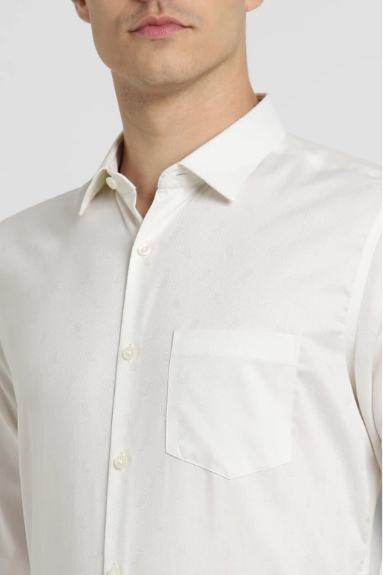 Men White Slim Fit Formal Full Sleeves Formal Shirt