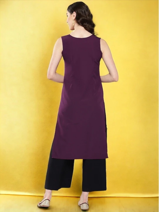 Round Neck Sleeveless Sequinned Crepe A-Line Kurta