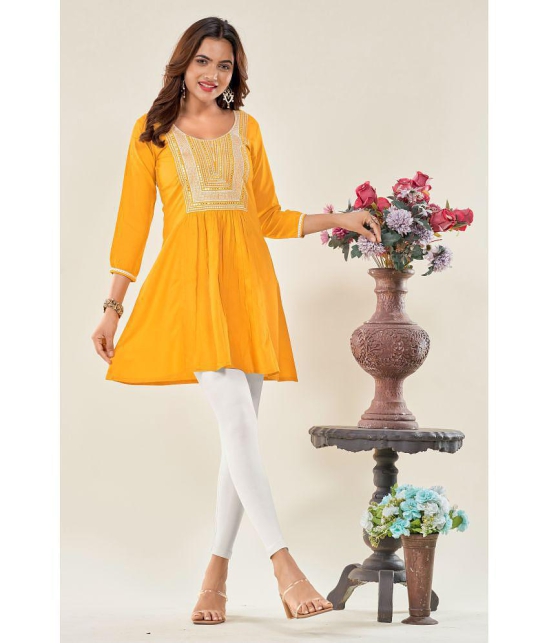 Glomee - Yellow Viscose Womens Tunic ( Pack of 1 ) - None