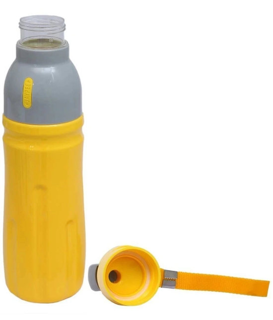 Jaypee Yellow Polypropylene School Water Bottle 650 mL ( Set of 1 ) - Yellow