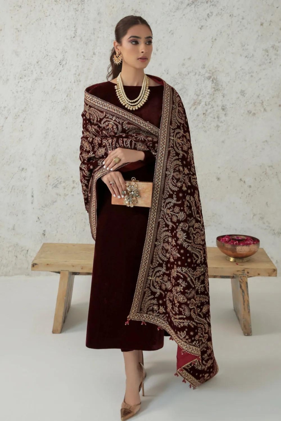 Baroque Velvet Shawls '23 - EMBROIDERED VELVET SHAWL VS-32