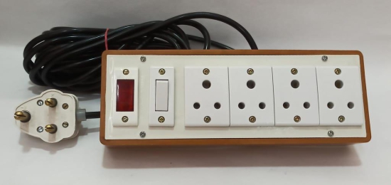 6A 4 Sockets (3 Pin Socket) & 1 Switch Extension Box with Indicator, 16A Plug & 15m Wire