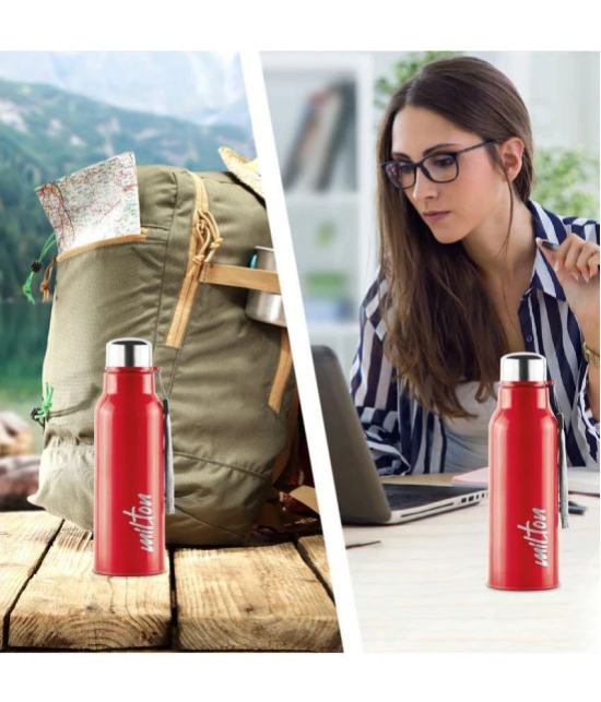 Milton Steel Fit 600 Insulated Inner Stainless Steel Water Bottle, 1 Piece, 520 ml, Red | Easy Grip | Leak Proof | Hot or Cold | School | Office | Gym | Hiking | Treking | Travel Bottle - Re