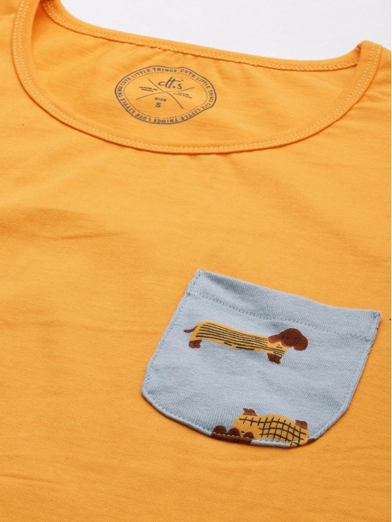 Women Yellow T-shirt & Shorts-M