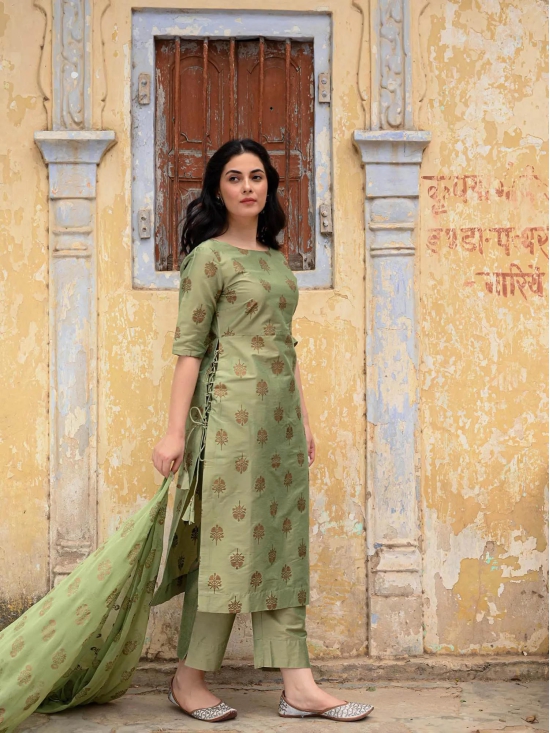 Green art silk block print Kurta Pant and Dupatta set-L