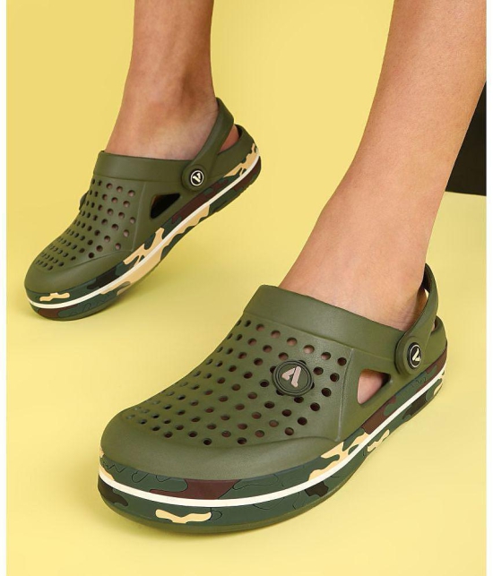 Aqualite - DarkGreen Men's Clogs - None