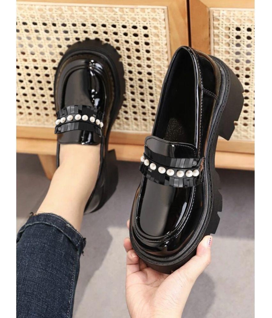 Shoetopia - Black Women''s Loafers - None